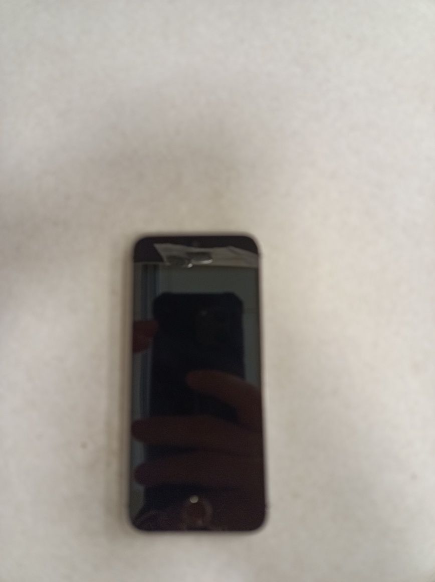 iPhone Model A1723