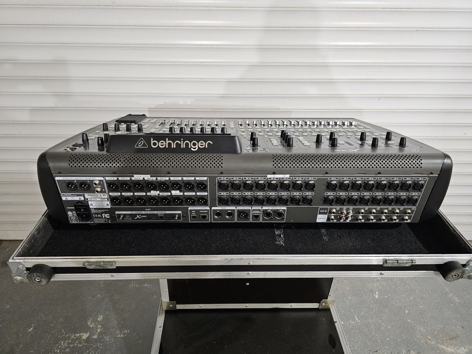 Mixer Behringer X32
