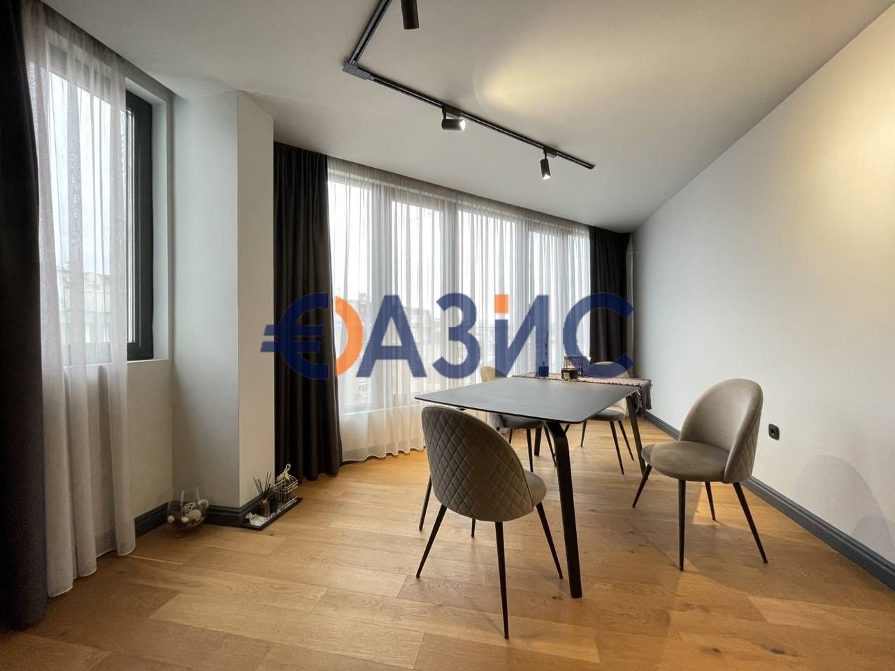 Тристаен апартамент в Несебър, България, 129 кв. м, 135 000 евро