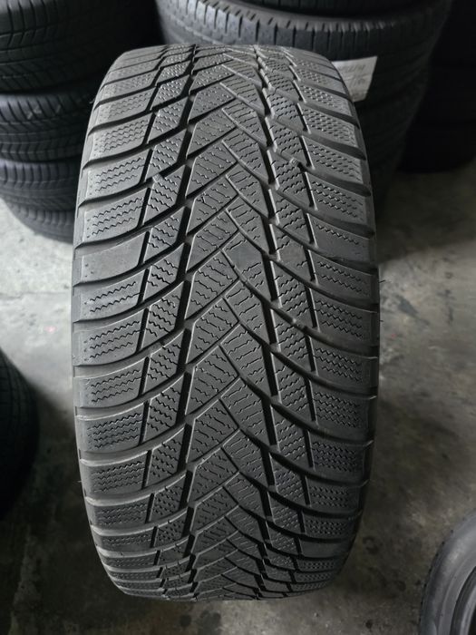 Bridgestone 245/45 R20 103W MS iarnă