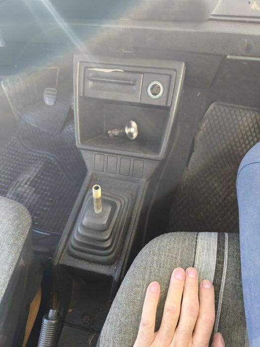 Части за Пасат 32В