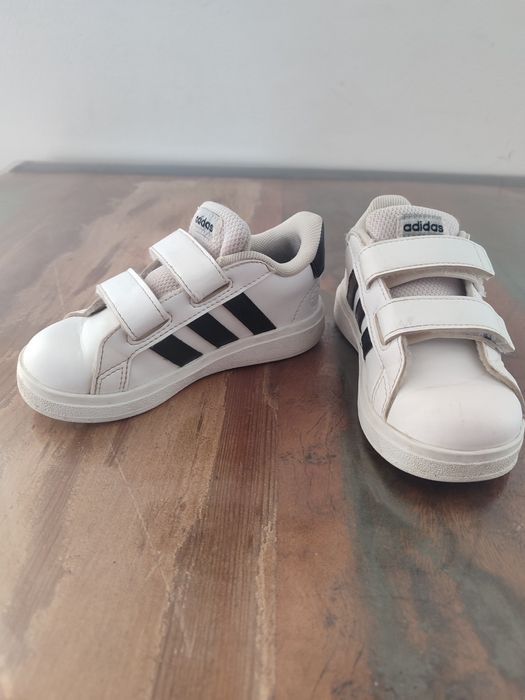 Маратонки Adidas Grand Court