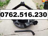 vand cric,cui remorcare,cheie roti pentro volvo V40siV40XC pret 400lei