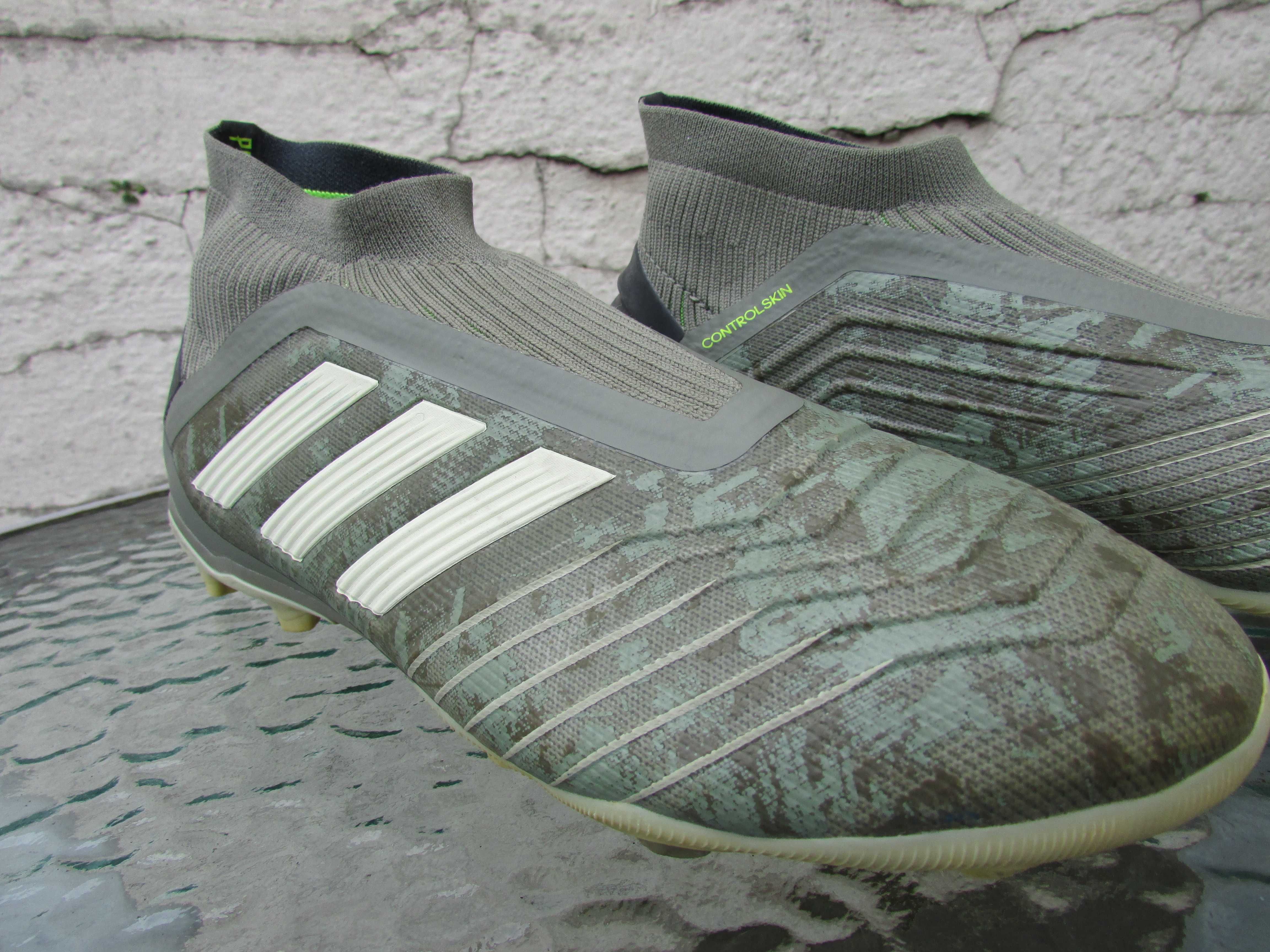 Футболни обувки Adidas Predator 19+ Fg