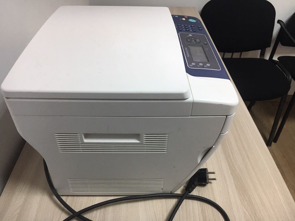 Принтер Xerox 3в1 в отличном состоянии почти новый