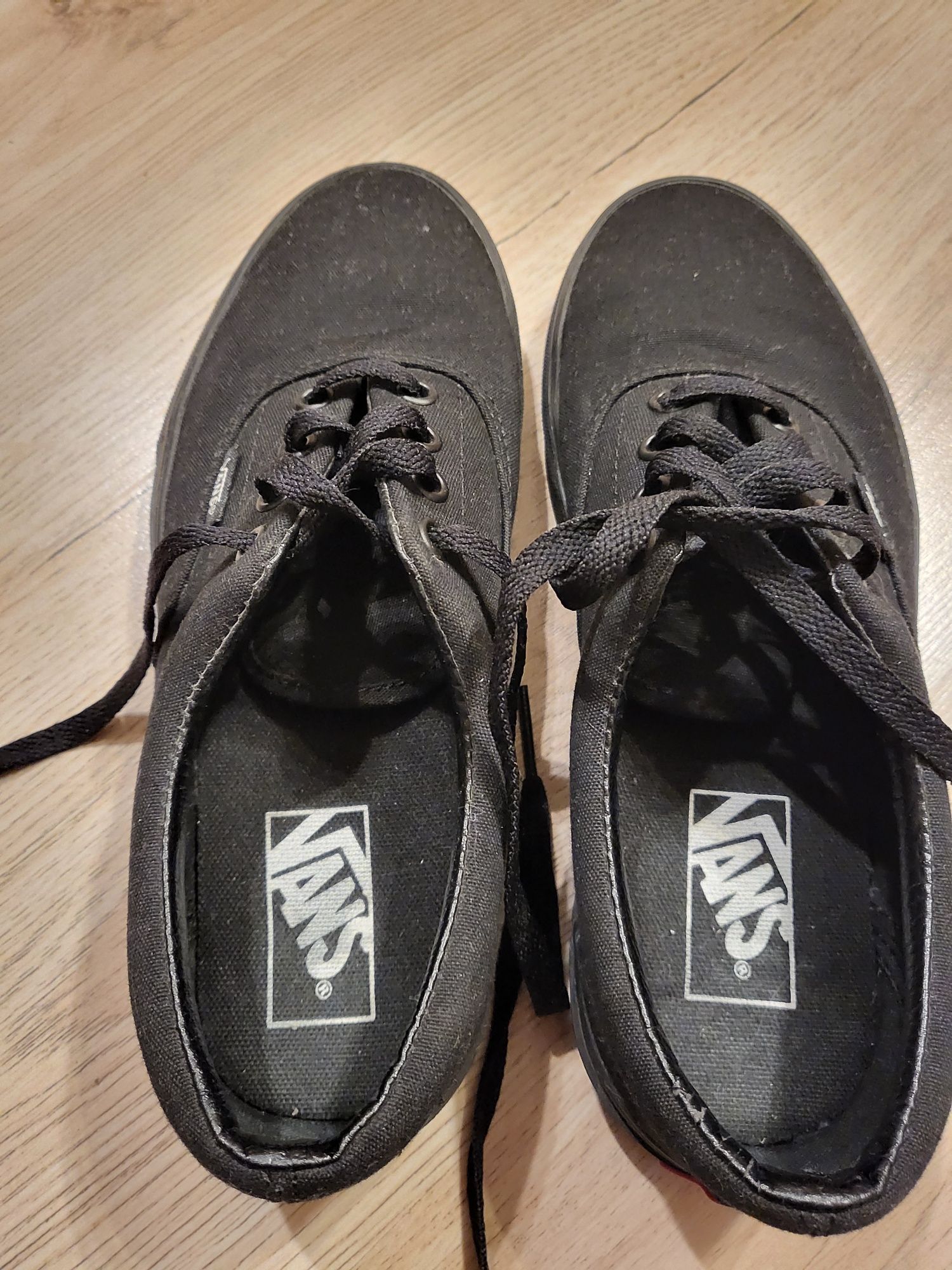 Дамски кецове Vans