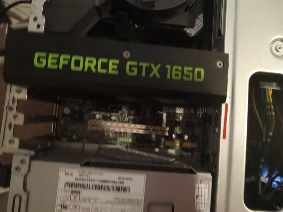 GTX 1650 4GB de vanzare