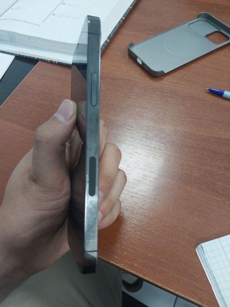 Apple 12 pro graphite