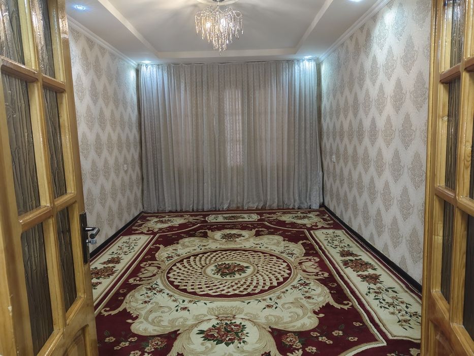 Қорасув-6 квартира сотилади. 3/3/5