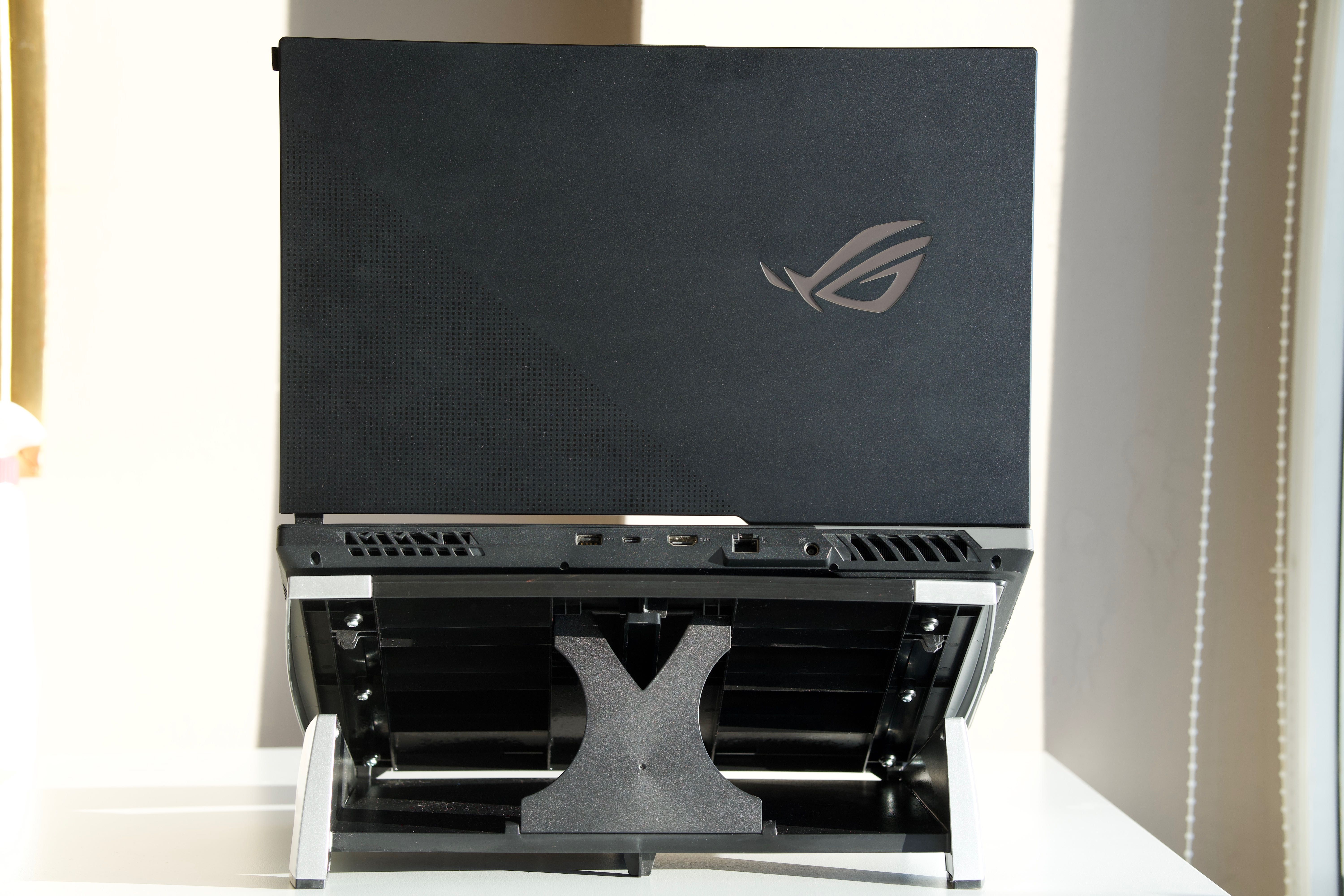 [BESTIE] Laptop de GAMING ASUS ROG Strix SCAR 17, Ryzen 9, 360Hz,32 GB