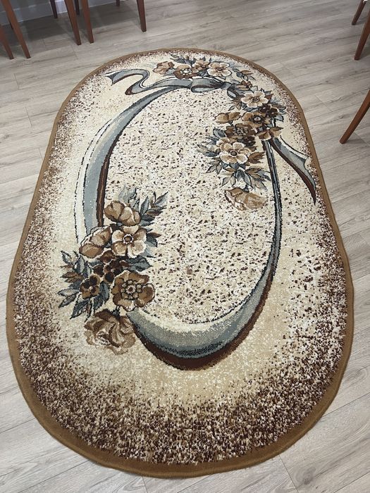 Продам ковер. В хорошем состоянии.