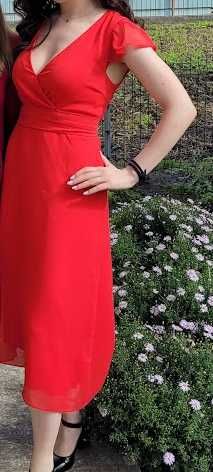 Rochie rosie vaporoasa eleganta