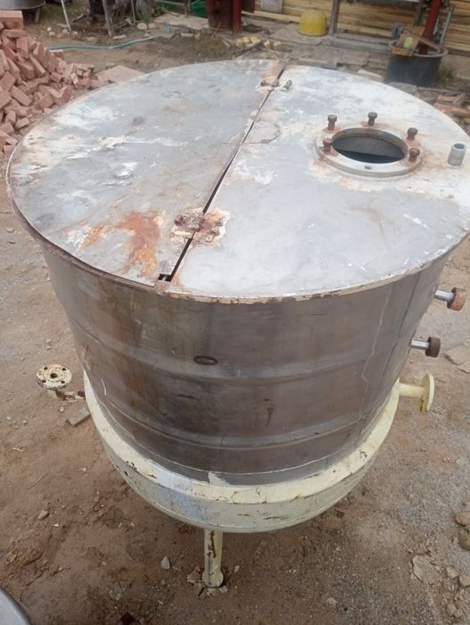 Продам 1.5 тонны