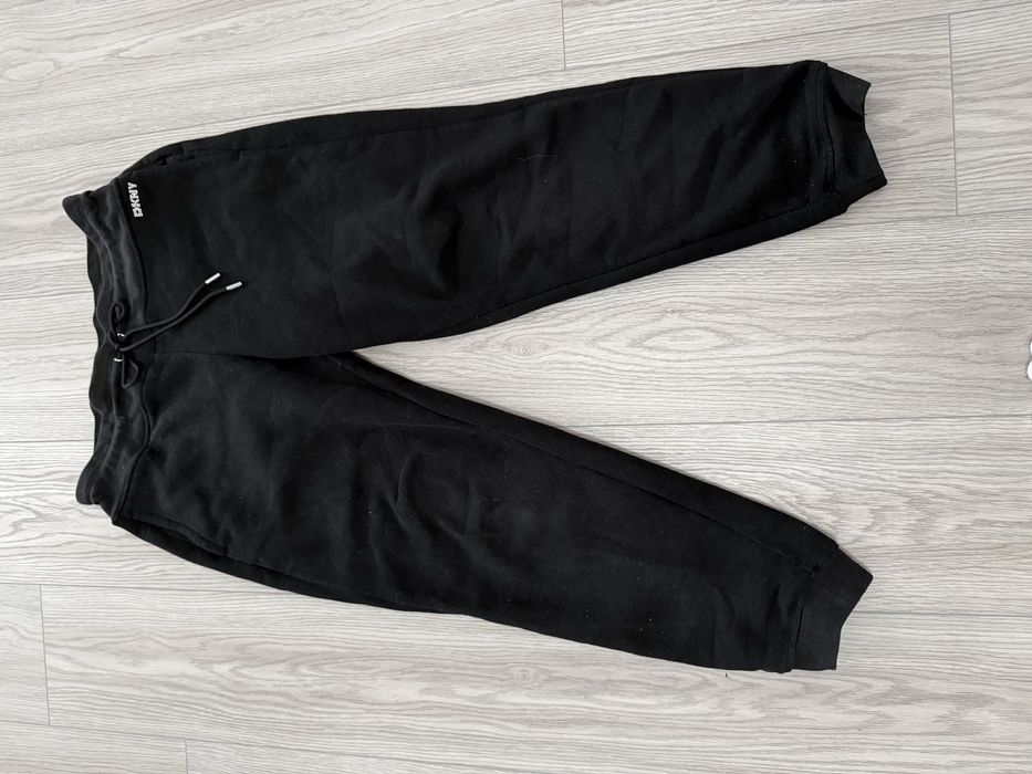 pantaloni DKNY L superbi