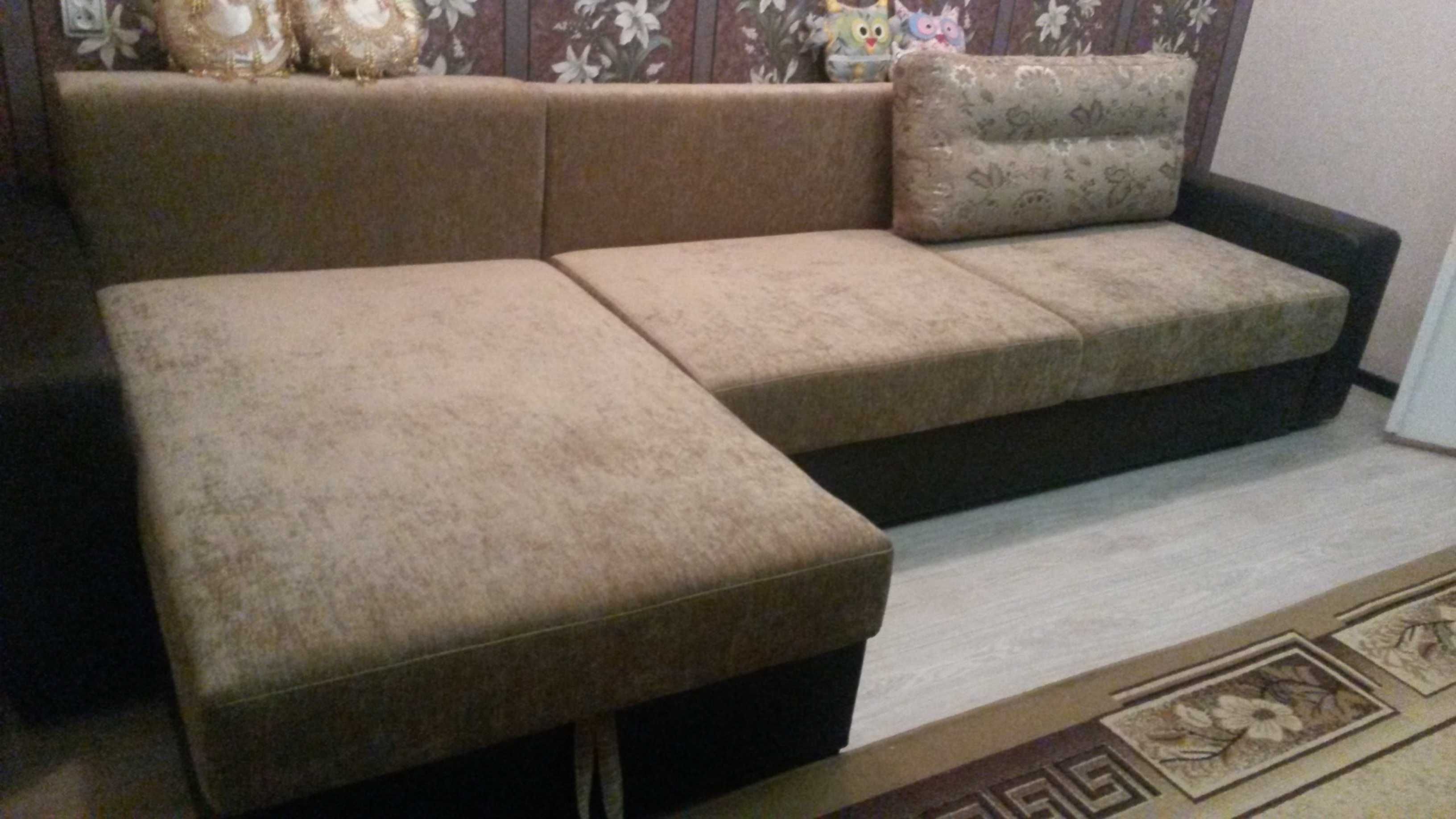 Продам угловой диван, большой