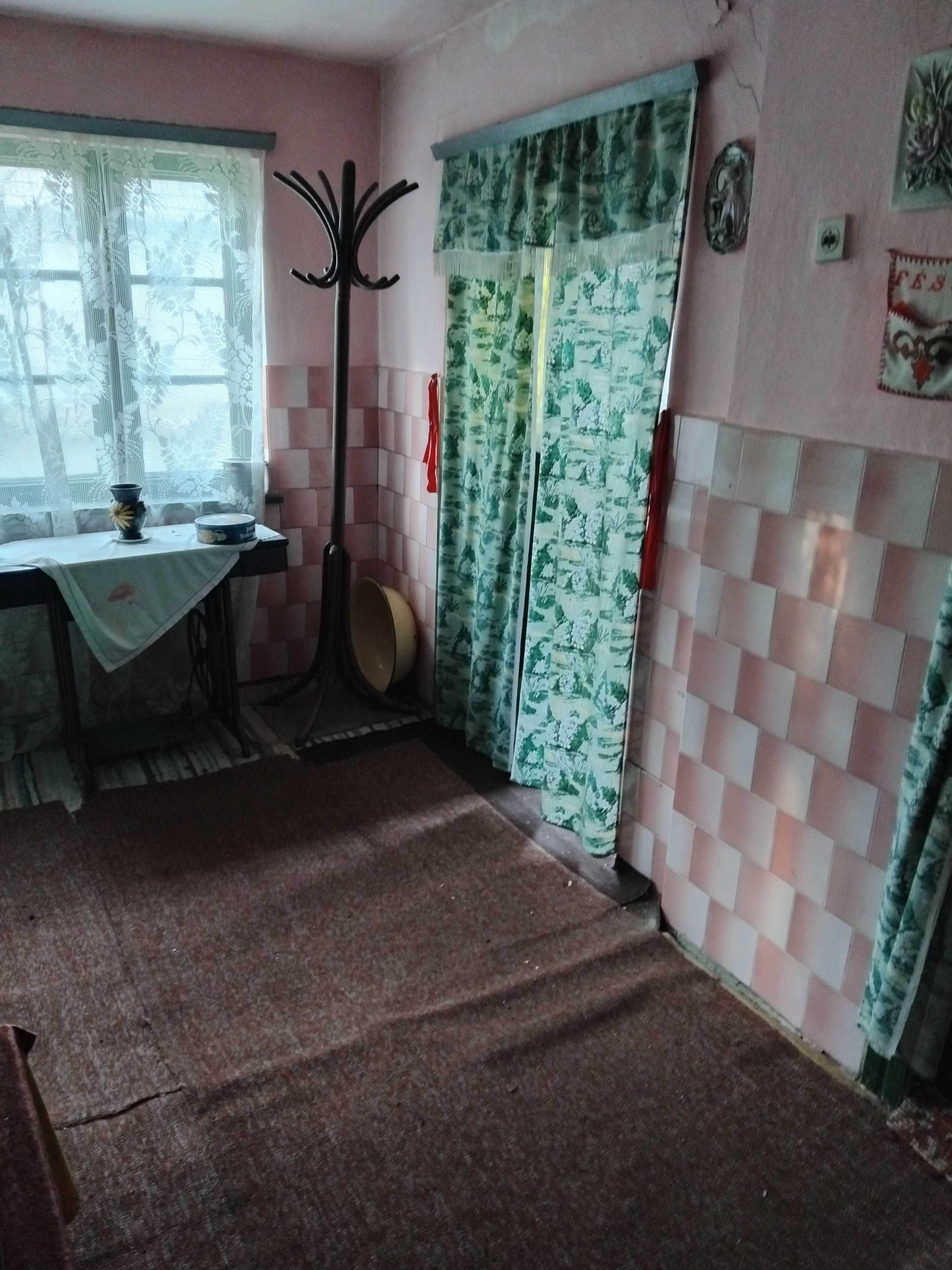 Casa+teren de vânzare