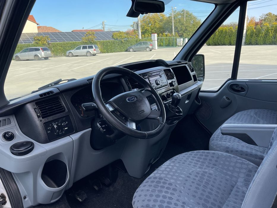 Ford Transit 2.2 Tdci 2009 140 cp recent adus pe rotii