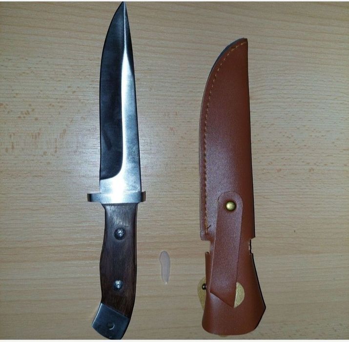 Cutit vanatoare şi drumetie