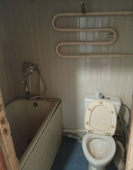 Продам квартиру ЮНУСАБАД орентир сампи 1/4/4  кирпич 1.5/3