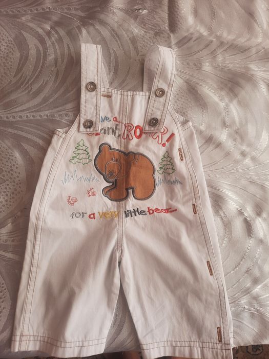 Bolalar kiyimi yoz mavsumi uchun,3  6 9oylik bolalarga to'g'ri keladi