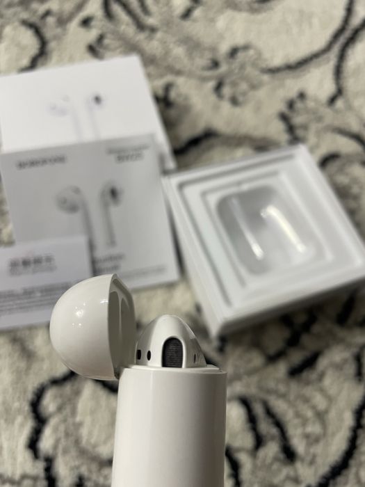 Наушники Borofone BW25 в нормальном состояние