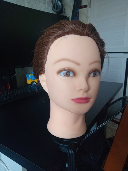 Голова манекена для причесок