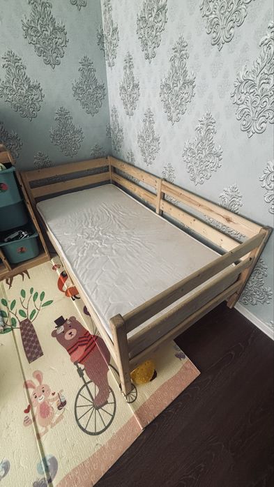 Продам кровать 160