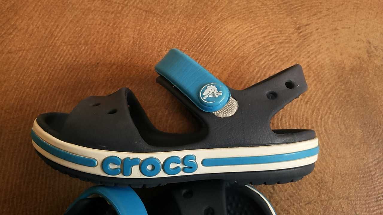 CROCS Размер EUR 21 / / c5 бебешки сандали 216_12