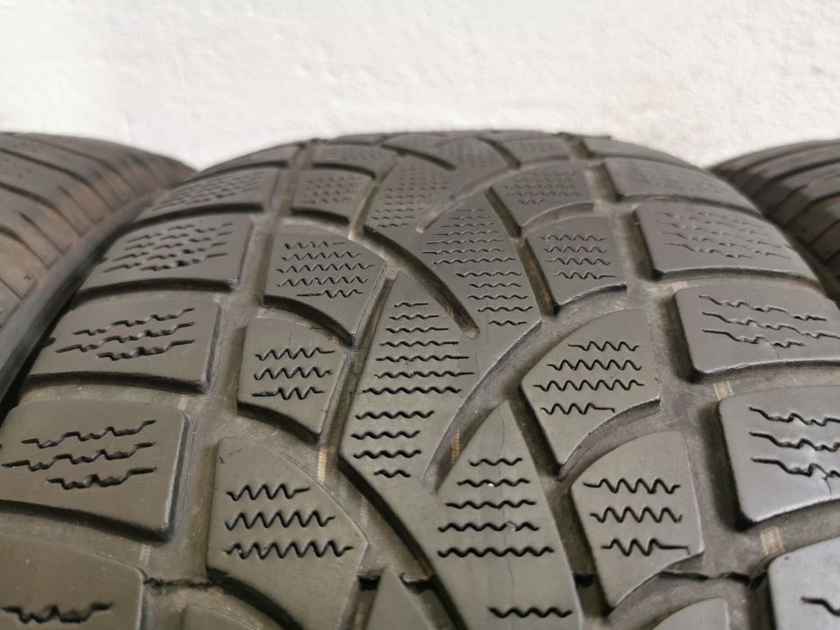 Anvelope De Iarna 235 50 19 Dunlop