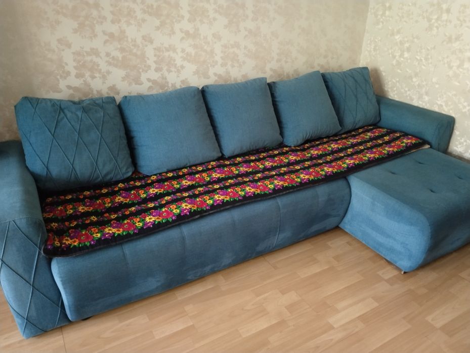Продам диван в хорошем состоянии
