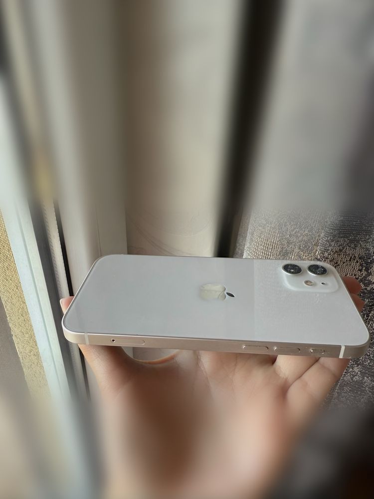 Iphone 12   64GB