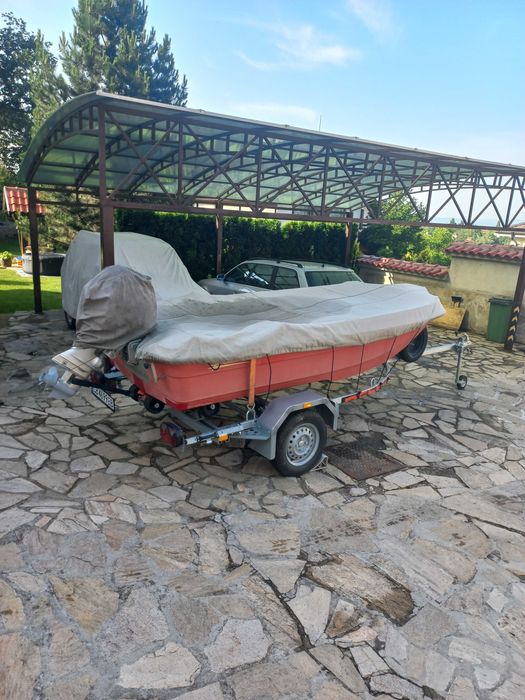 Продавам брезентово покривало за лодка 3.60м