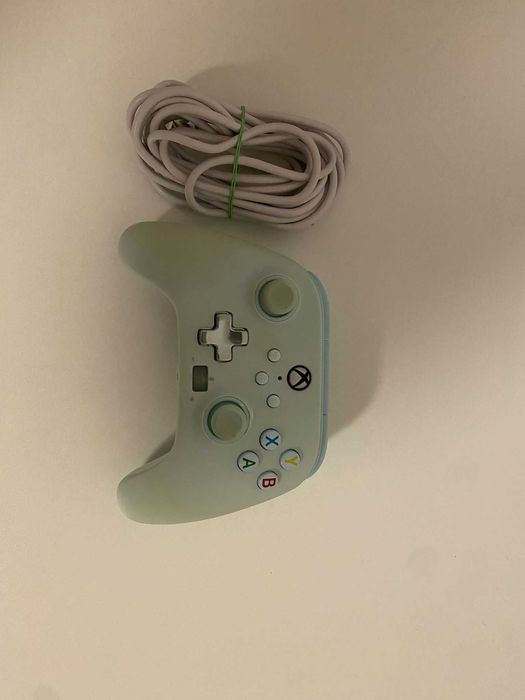 Controller PowerA EnWired Cu fir pentru Xbox Series, Cotton Candy Blue