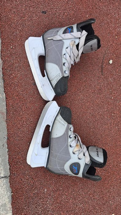 Коньки в хорошем состоянии