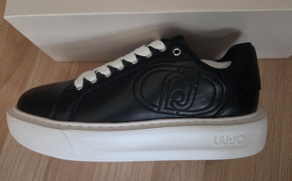 Сникърси Liu Jo 38