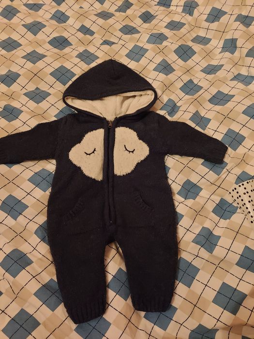 Продам вязаный комбинезон