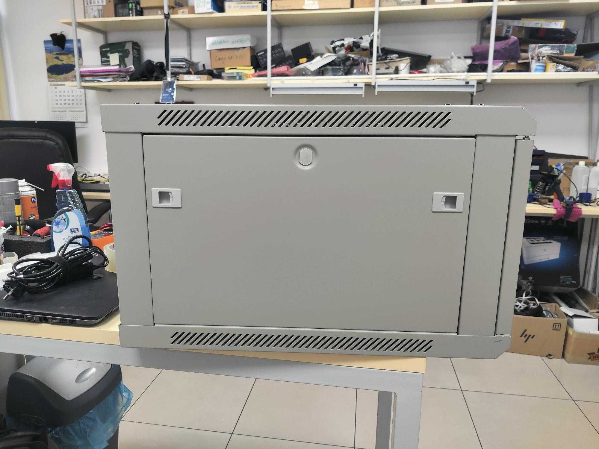 RACK комуникационен шкаф 6U 600/600/370 + тава