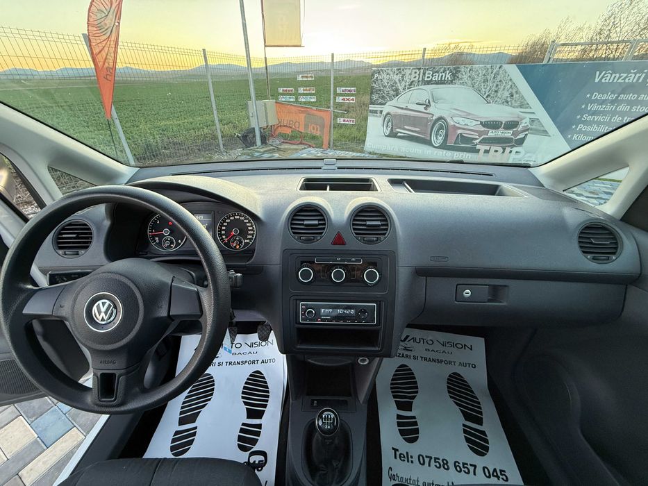 *RATE*Volkswagen Caddy 1.6TDi 102Cp 06/2014 AC Autoutilitara Germania!