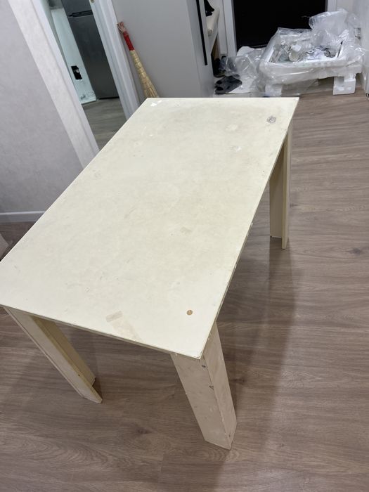 Продам стол козел