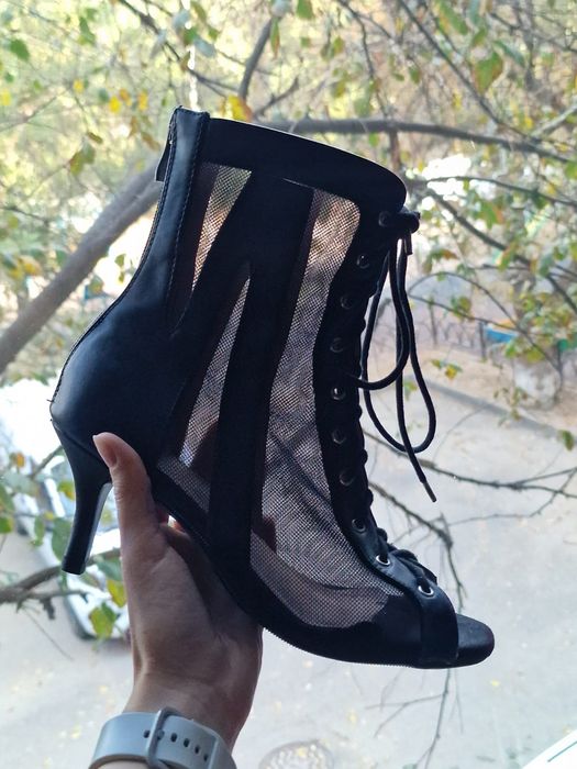 Обувь женская распродажа. размеры:36  по 39 .