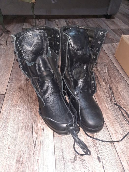 Берцы зимние кожаные