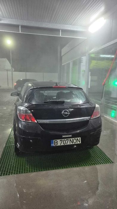 Opel Astra H GTC