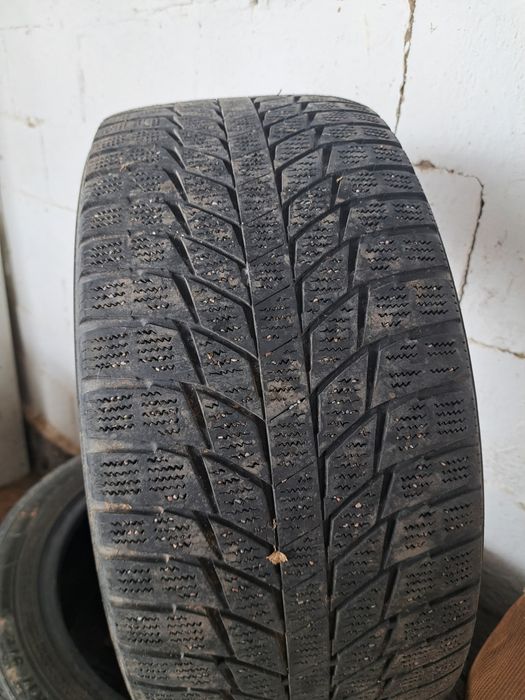 Продам зимние шины,Triangle