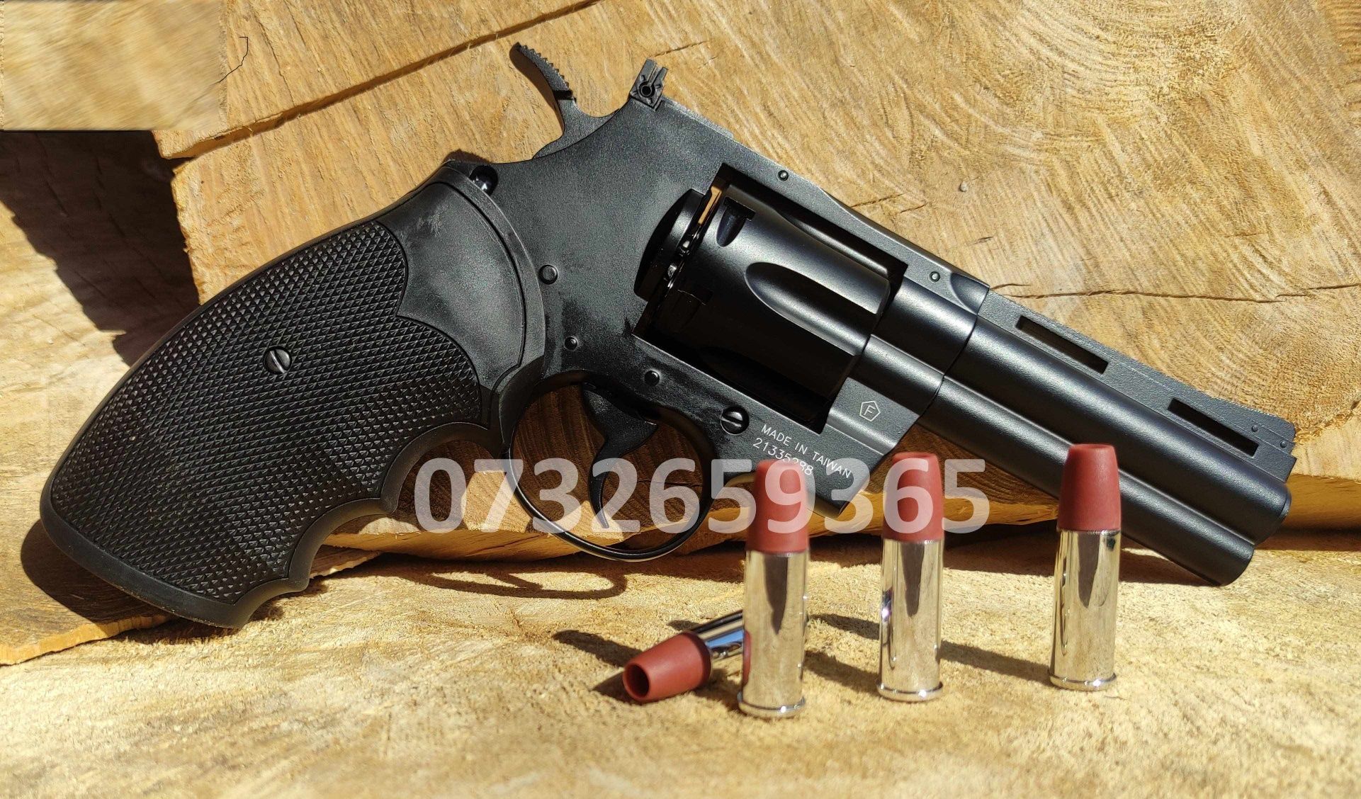 Revolver airsoft 4" cu gloante dummy FullMetal pe CO2 puternic si real