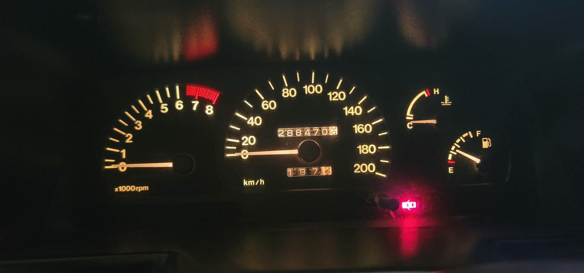 Автомобиль нексия