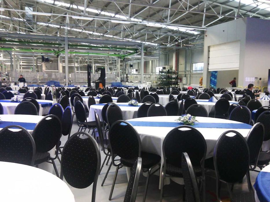 Vand mese rotunde si scaune evenimente - 300 persoane