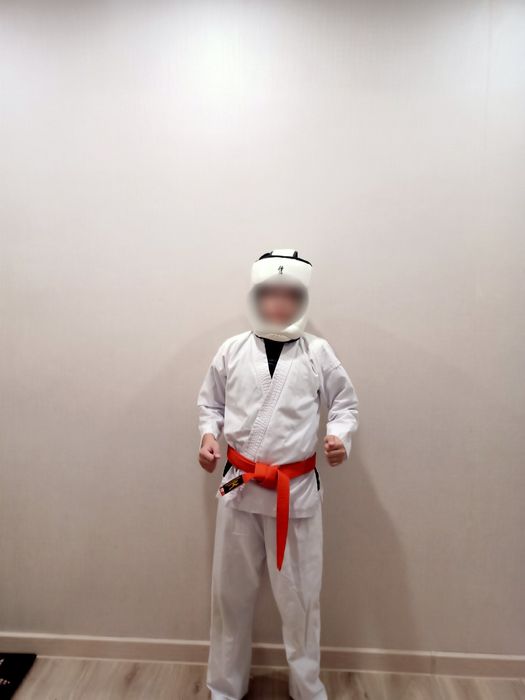 Продам кимоно для каратэ