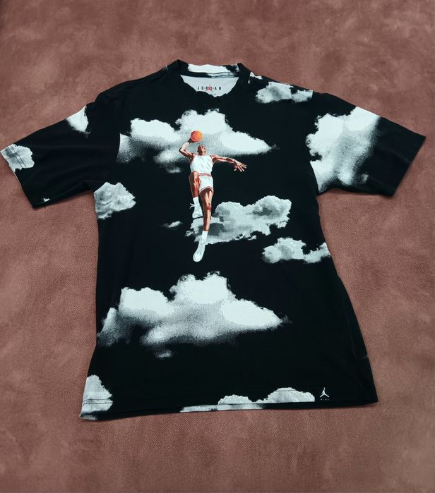 Тениски на Nike & Jordan Оригинални