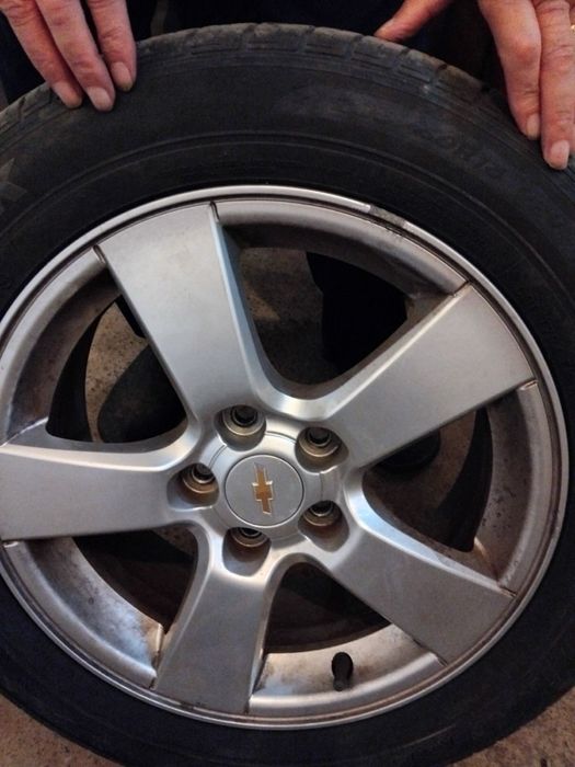 Гуми с джанти , 7х16 ЕТ. 38  гуми 205  60 16