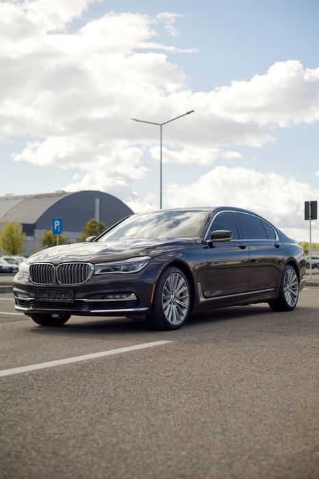BMW 750LI X DRIVE 2017